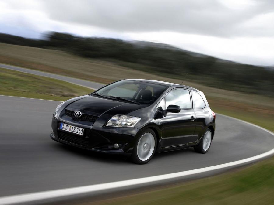  Toyota Auris 3-Door 2007 года  (фото 8 из 9)